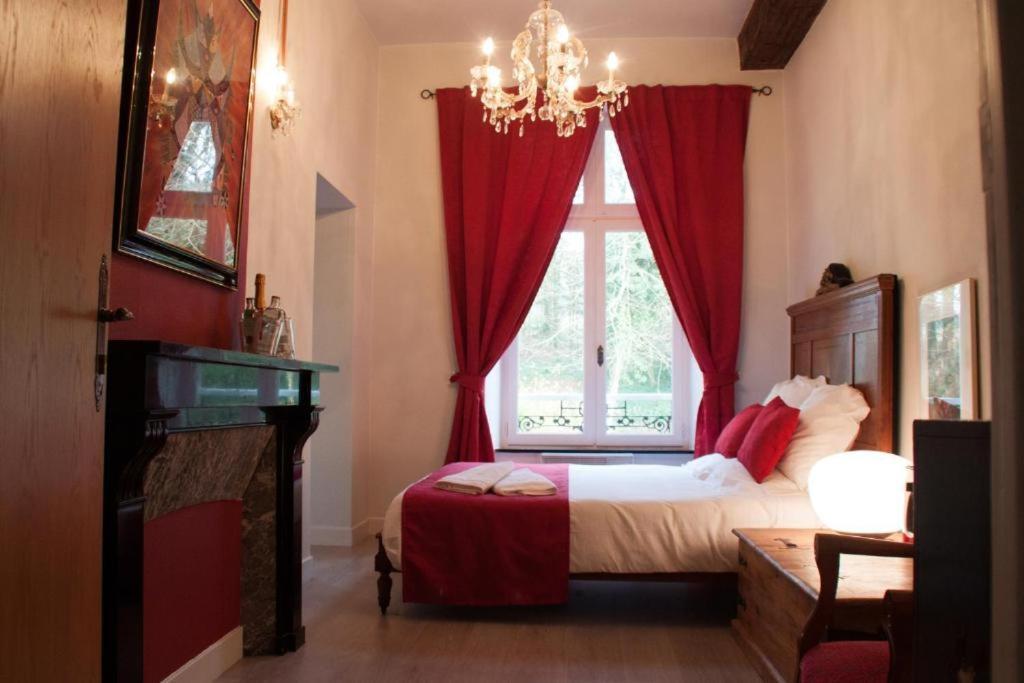 Chateau De L Aviette - Rancennes จิเวต์ ภายนอก รูปภาพ